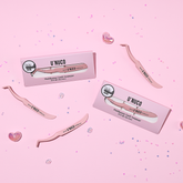 UNUCO Holdyyyyy Lash Tweezer Eyelash applicator lash tool