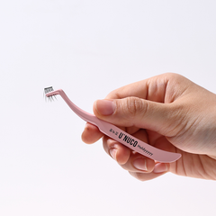 UNUCO Holdyyyyy Lash Tweezer Eyelash applicator lash tool