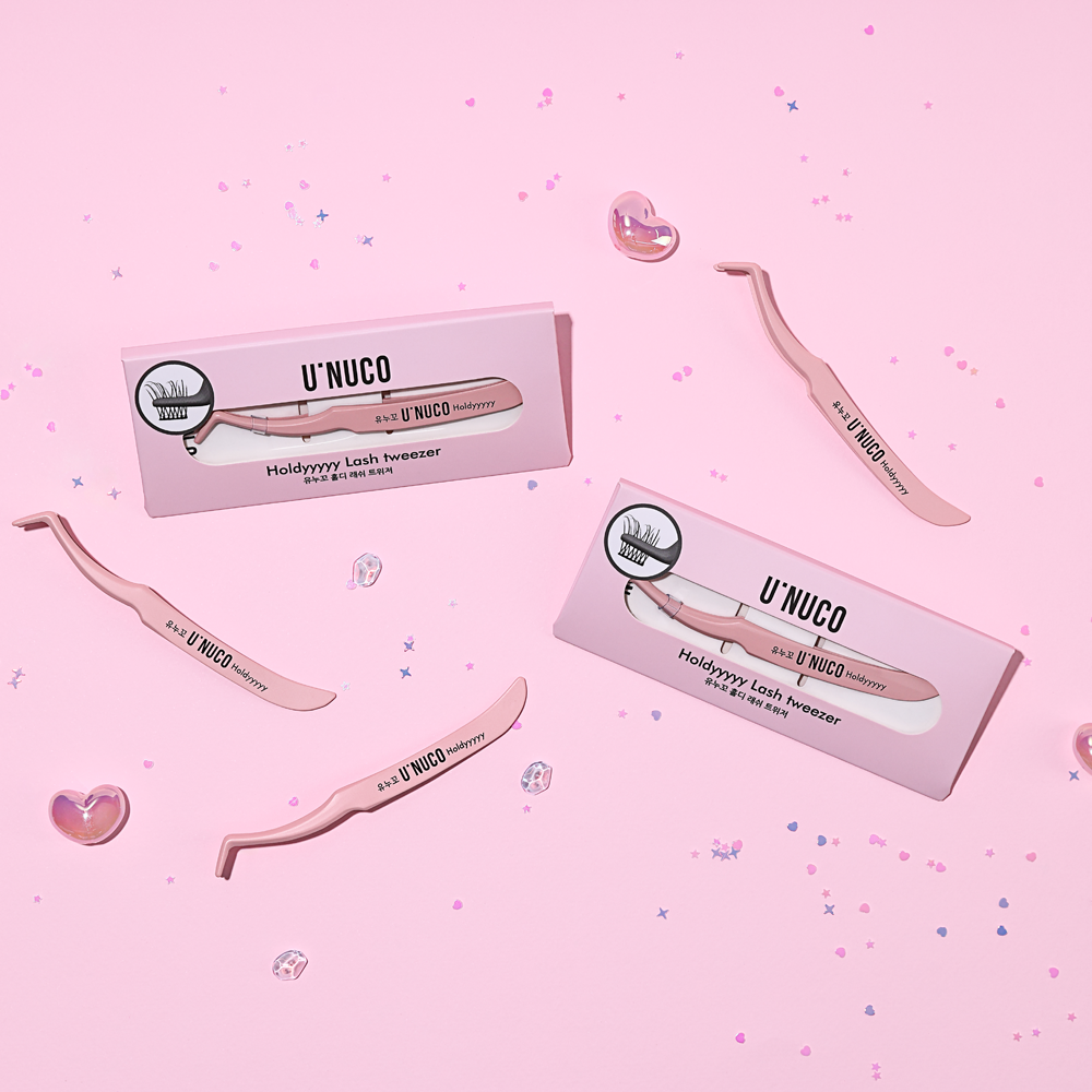 UNUCO Holdyyyyy Lash Tweezer Eyelash applicator lash tool